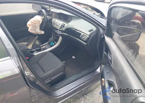 2017 Honda Accord Lx z USA, uszkodzony, nr VIN 1HGCR2F32HA291365